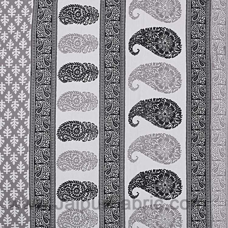 Double bedsheet Gray Kerry Paisley Dabu Print