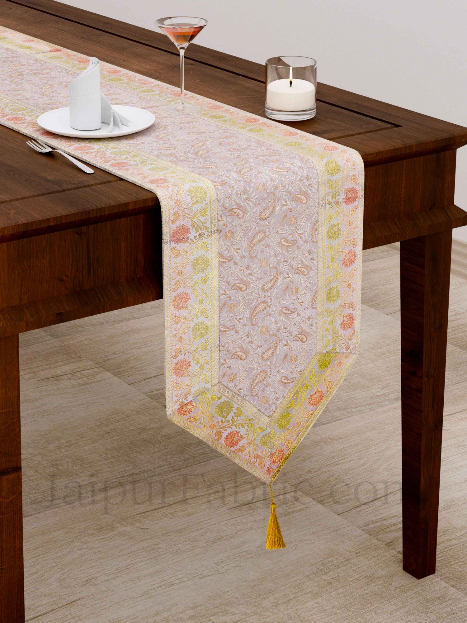 Heritage Paisley Print White Silk Table Runner