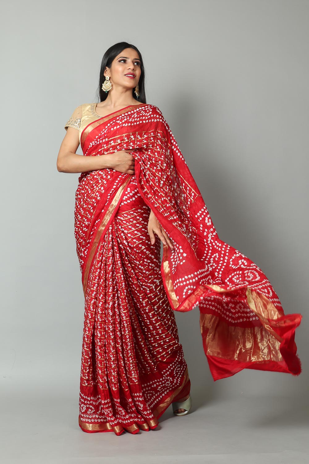 Womens Bandhani and Banarasi Saree and Blouse Fabric-Red