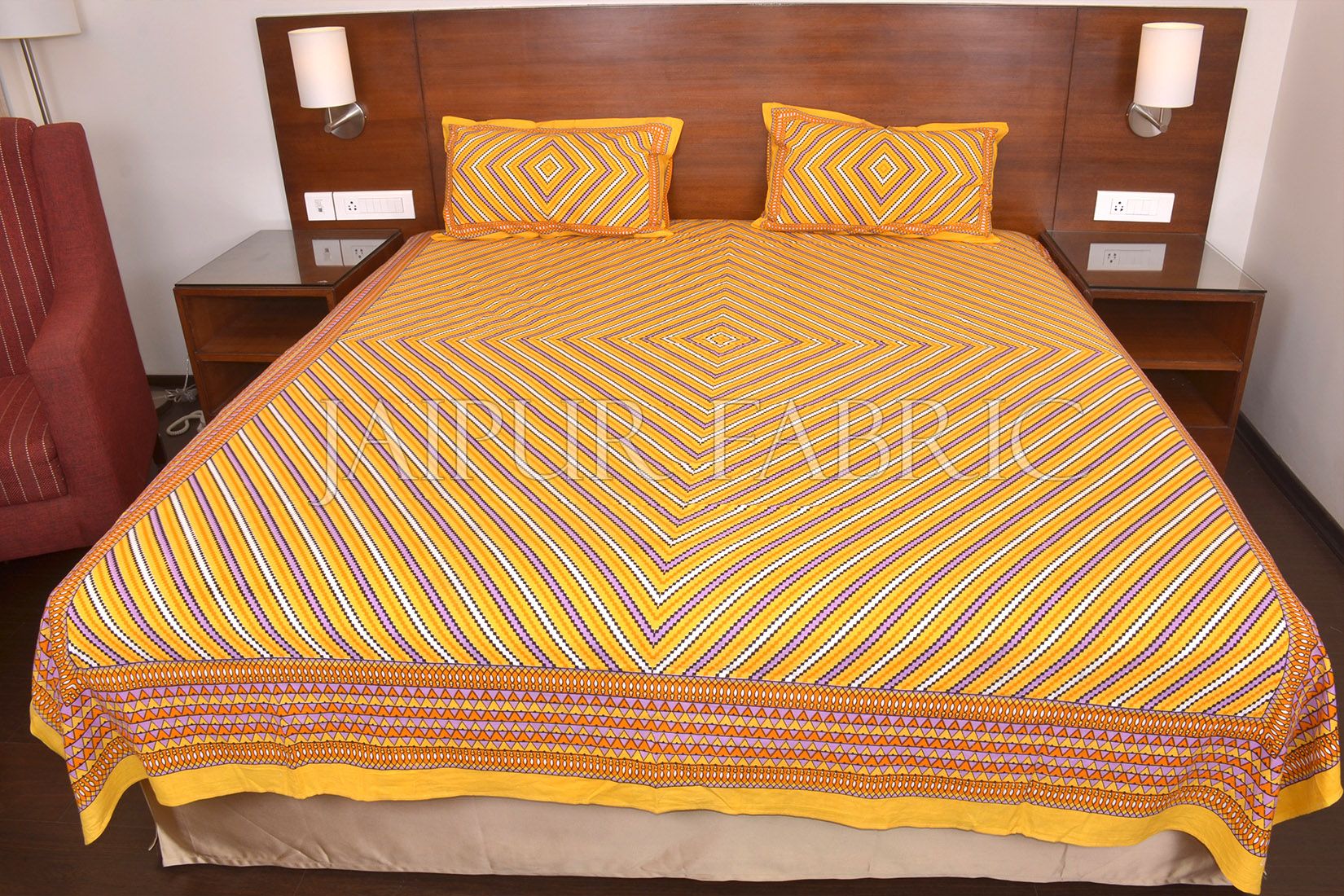 Yellow Zick Zack Print Double Bed Sheet