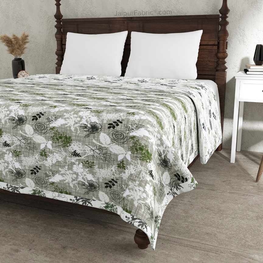 The Finest Pick Rose Pattern Green Dohar and Bedsheet Combo