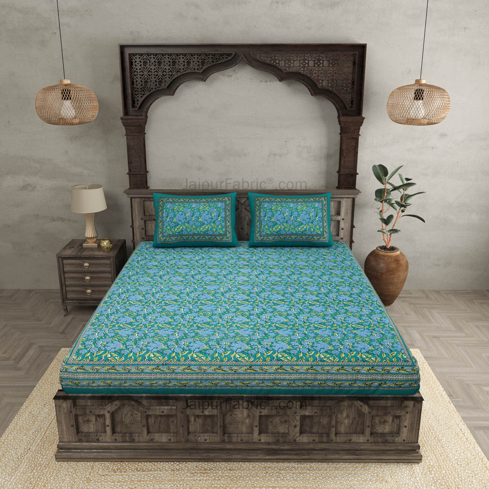 Green Iconic Iris Double Bedsheet