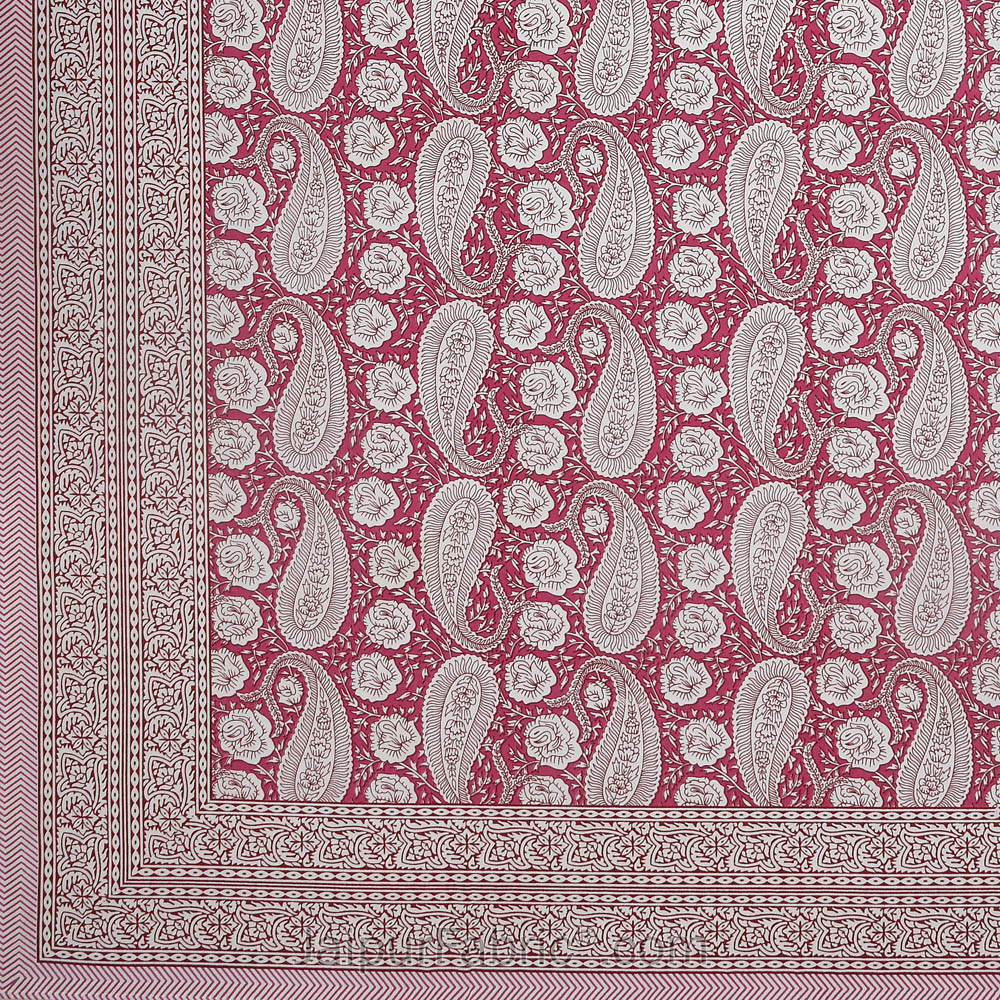 Beautiful Pink Artistic Paisley Double Bedsheet