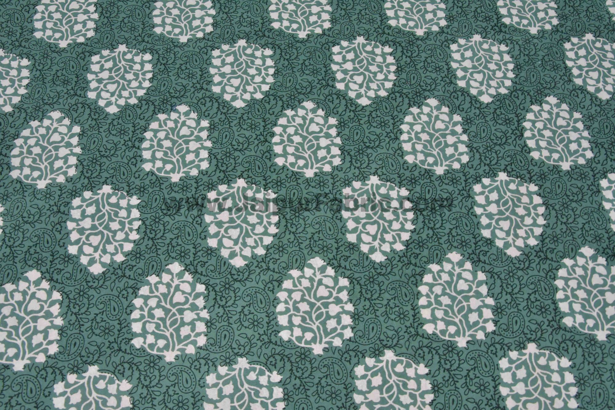 Green Traditional Badge Double Bedsheet