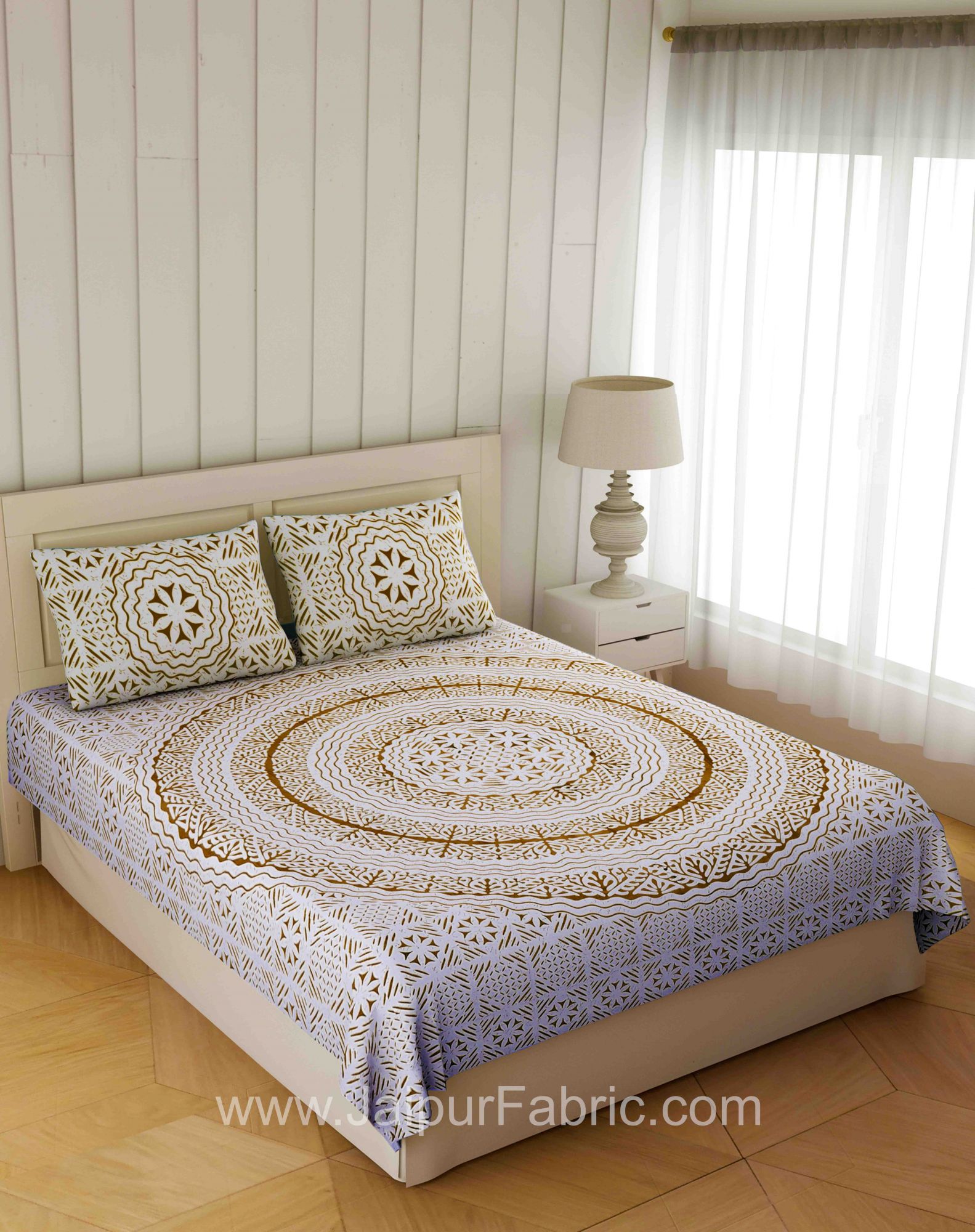 Brown Loop Double Bedsheet