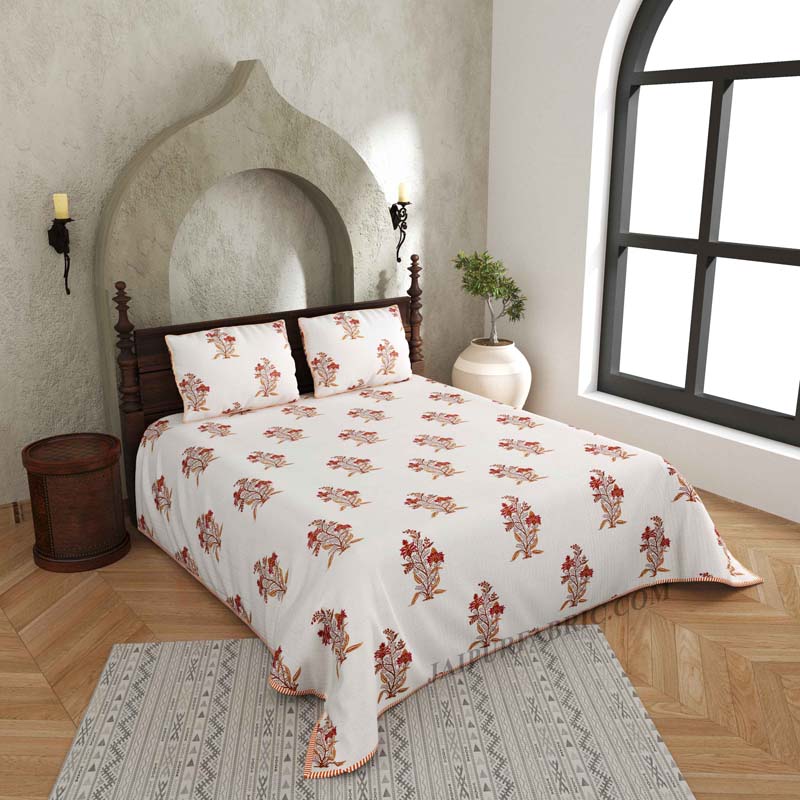 The Festive Hit Pure Cotton Reversible Quilted Bedcover with Pillowcases