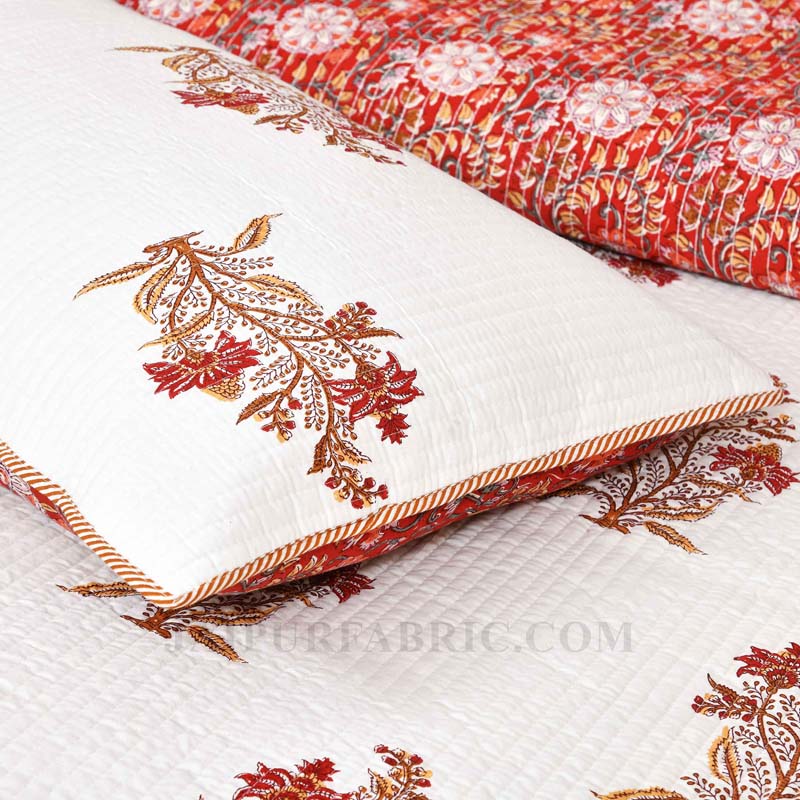 The Festive Hit Pure Cotton Reversible Quilted Bedcover with Pillowcases