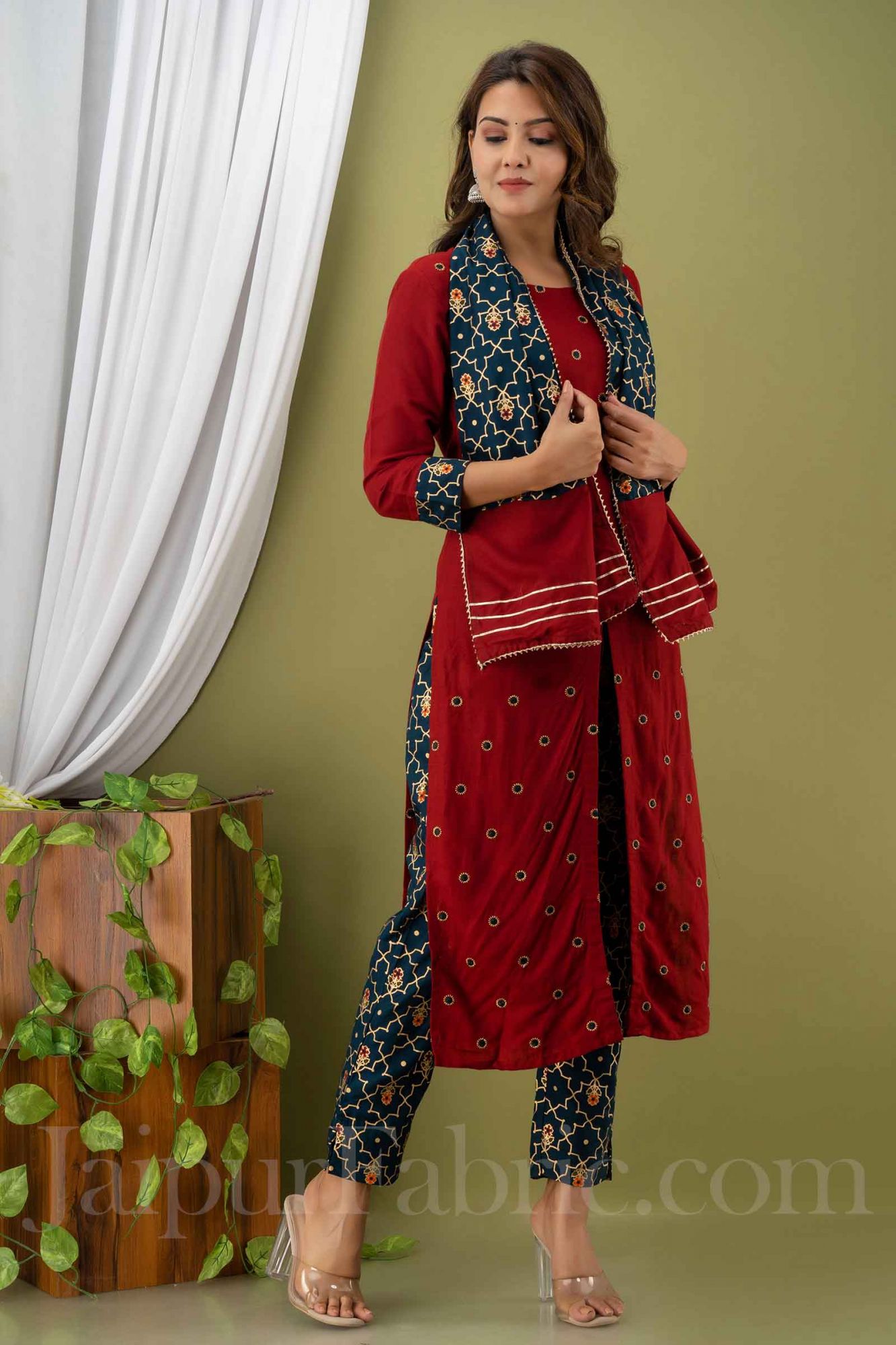 Women Red Cotton Round Neck Kurta wth Pant & Dupatta