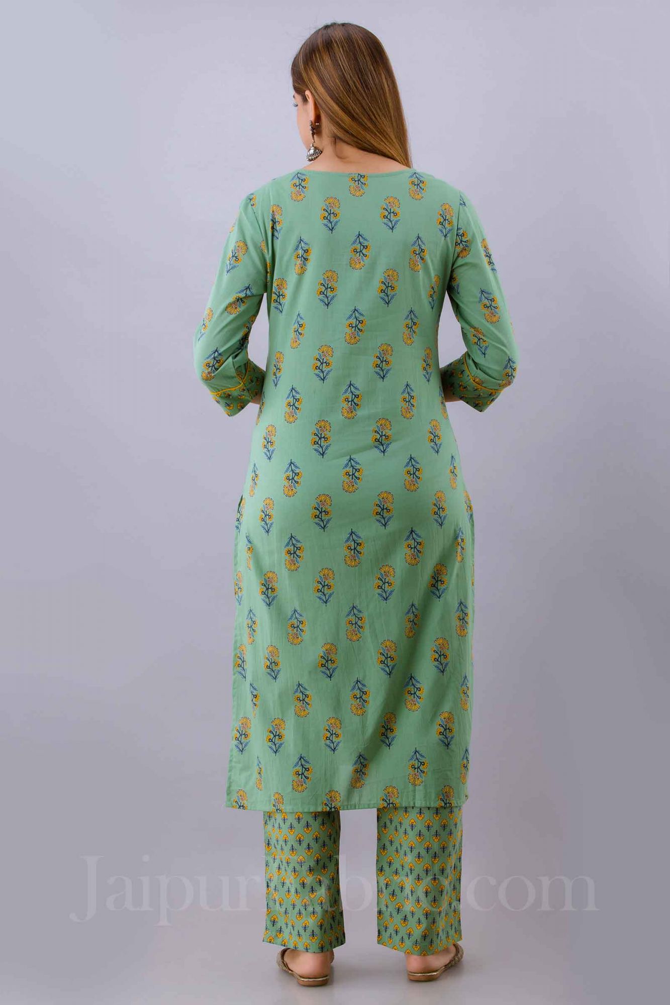 Women Green Cotton Kurti Round Neck with Pant