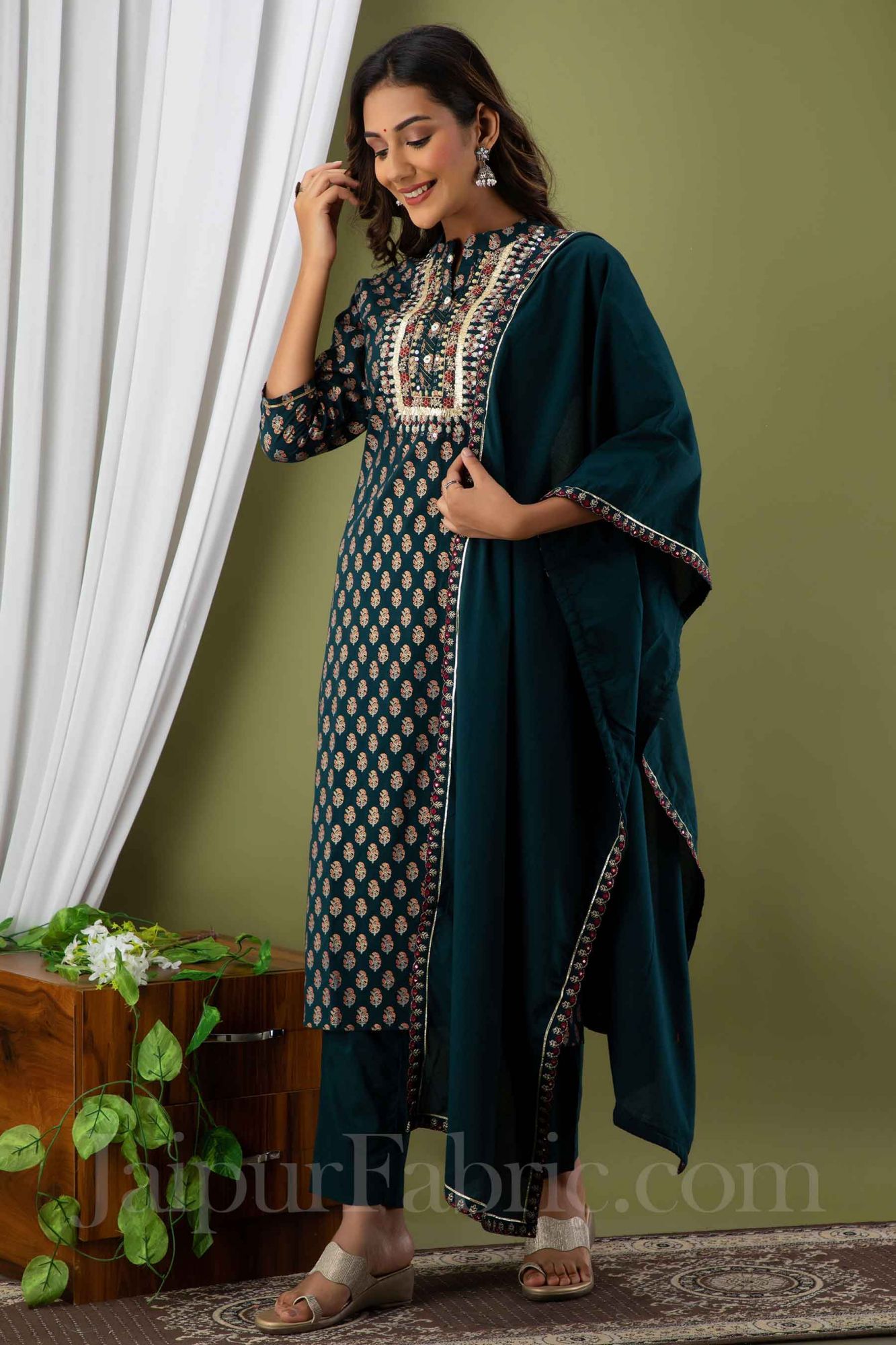 Women Cotton Foil Print Kurti with Pant & Dupatta