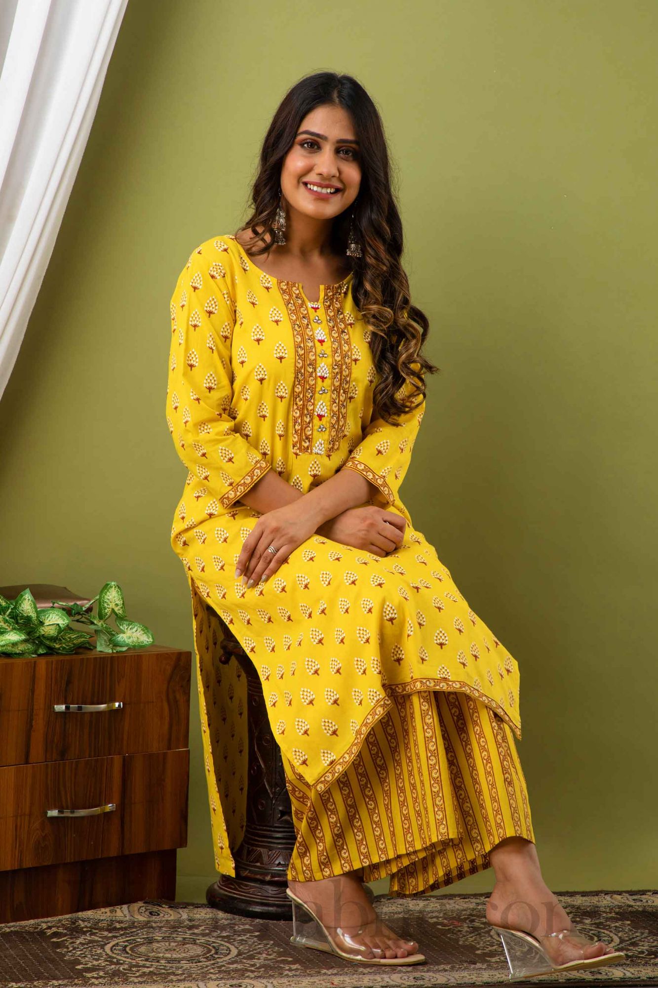 Women Yellow Cotton Kurti With Palazzo