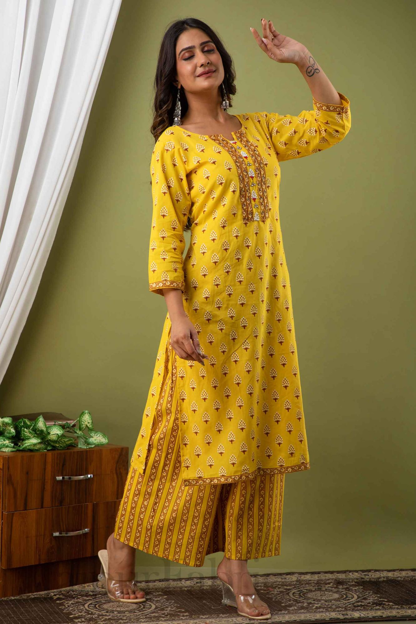 Women Yellow Cotton Kurti With Palazzo