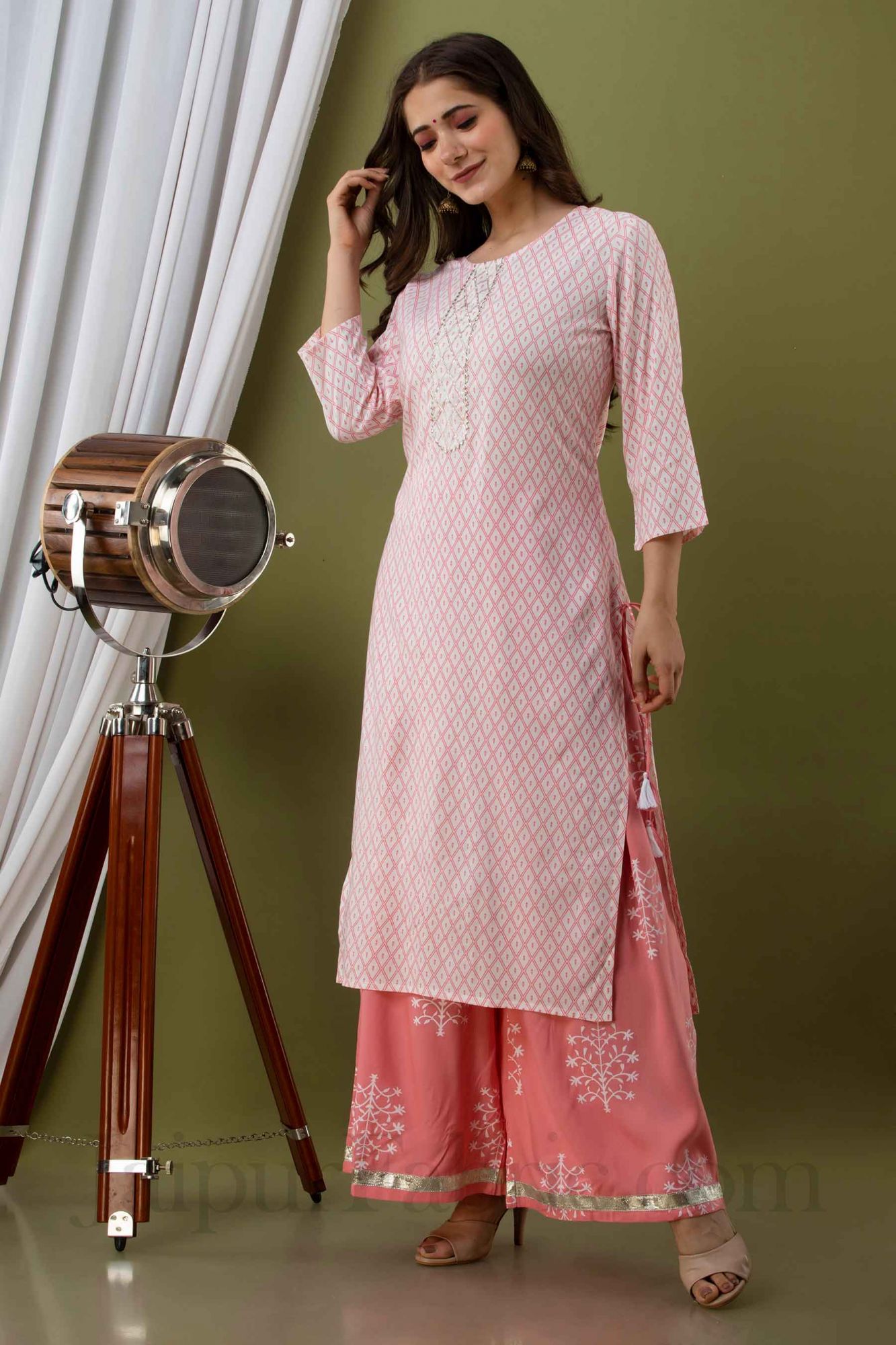 Women Peach Cotton Kurti With Palazzo