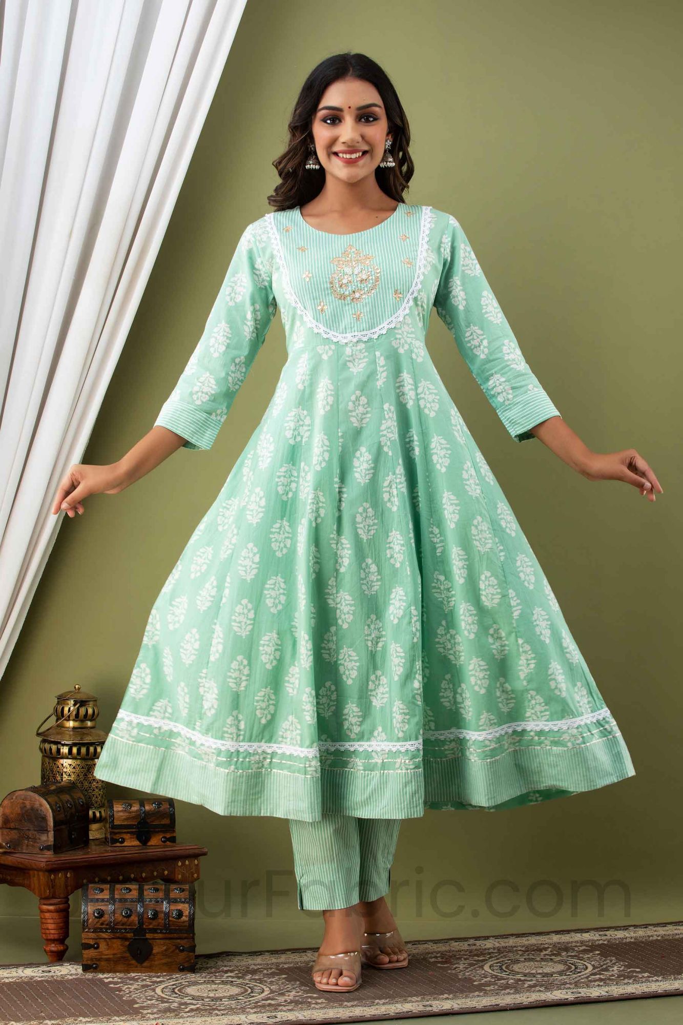 Women Sea Green Aline Kurti with Pant & Dupatta