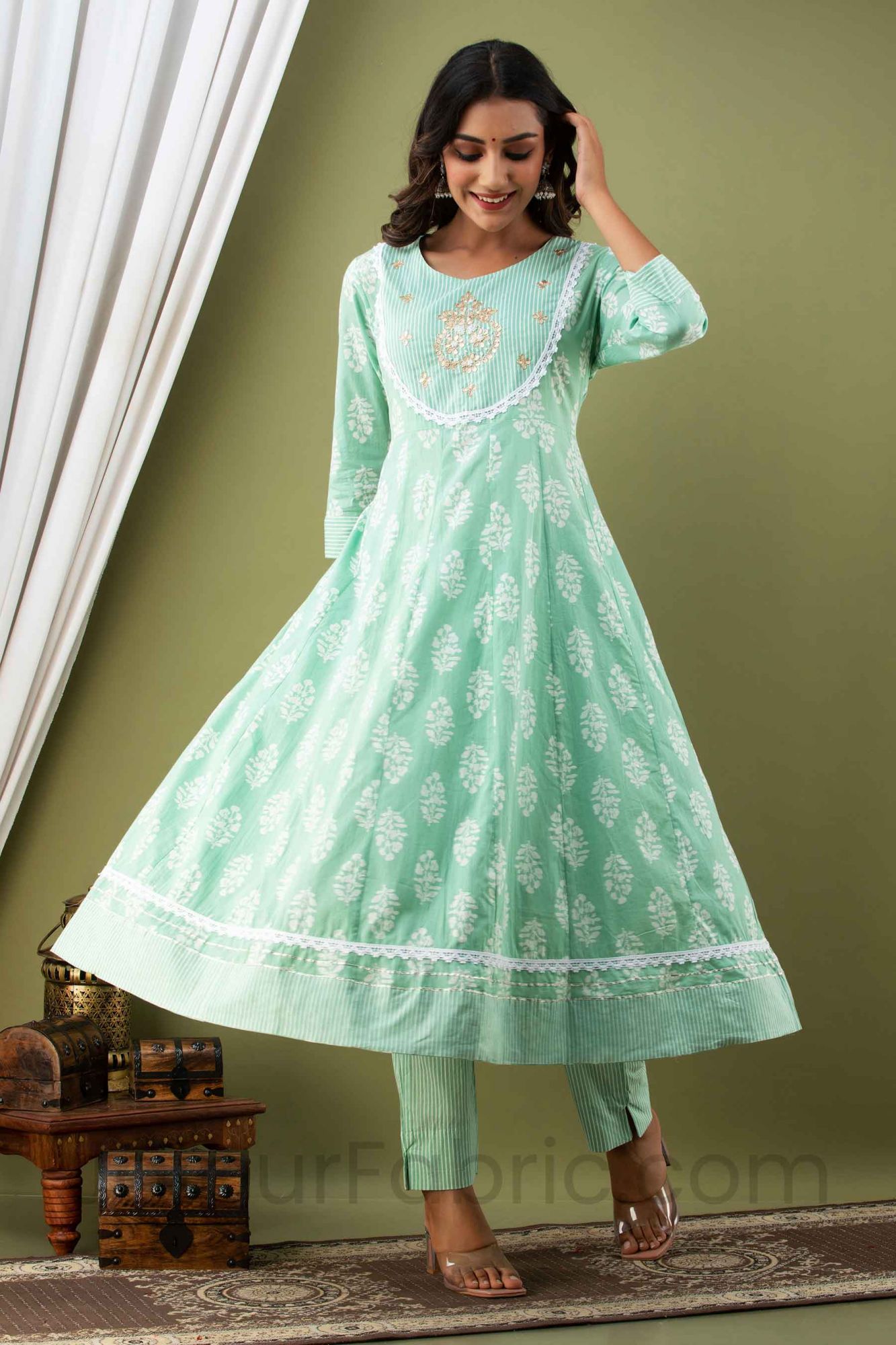 Women Sea Green Aline Kurti with Pant & Dupatta