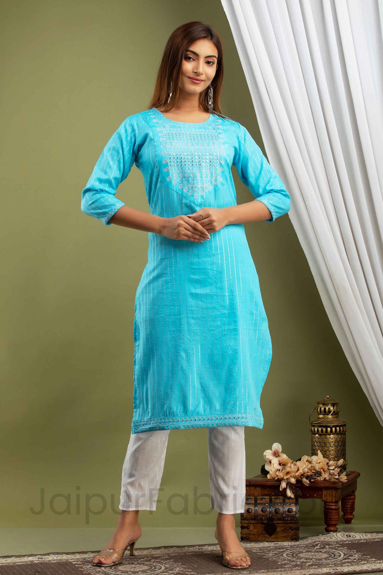 Women Blue Lining Cotton Kurti with Pant