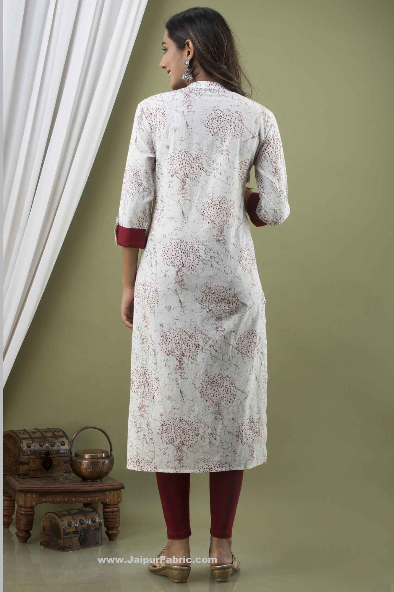 Women White Cotton Roll Up Sleeve Kurti