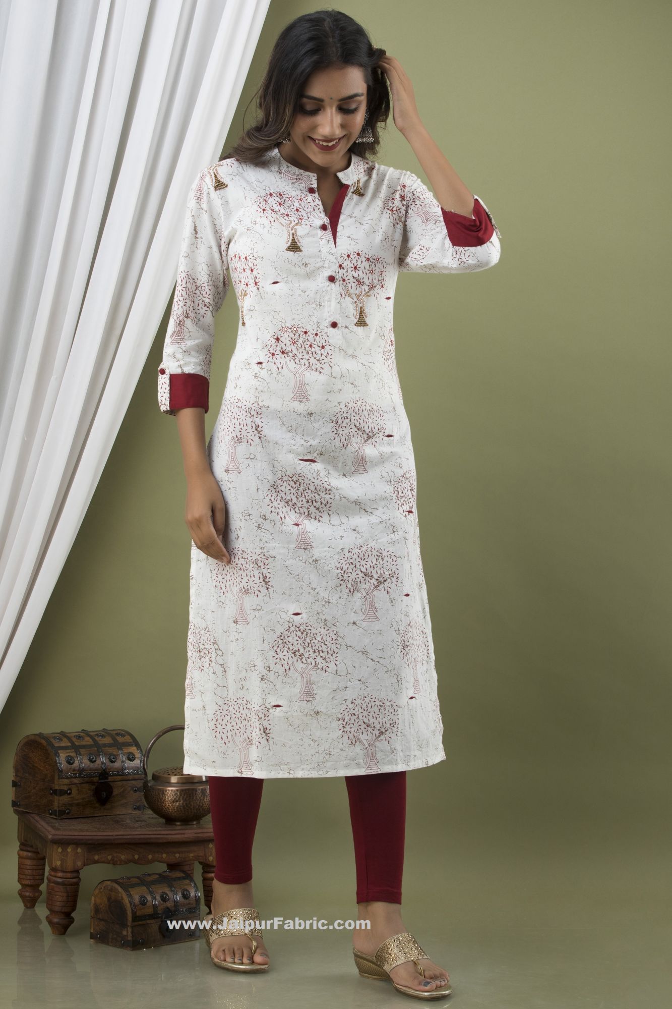 Women White Cotton Roll Up Sleeve Kurti