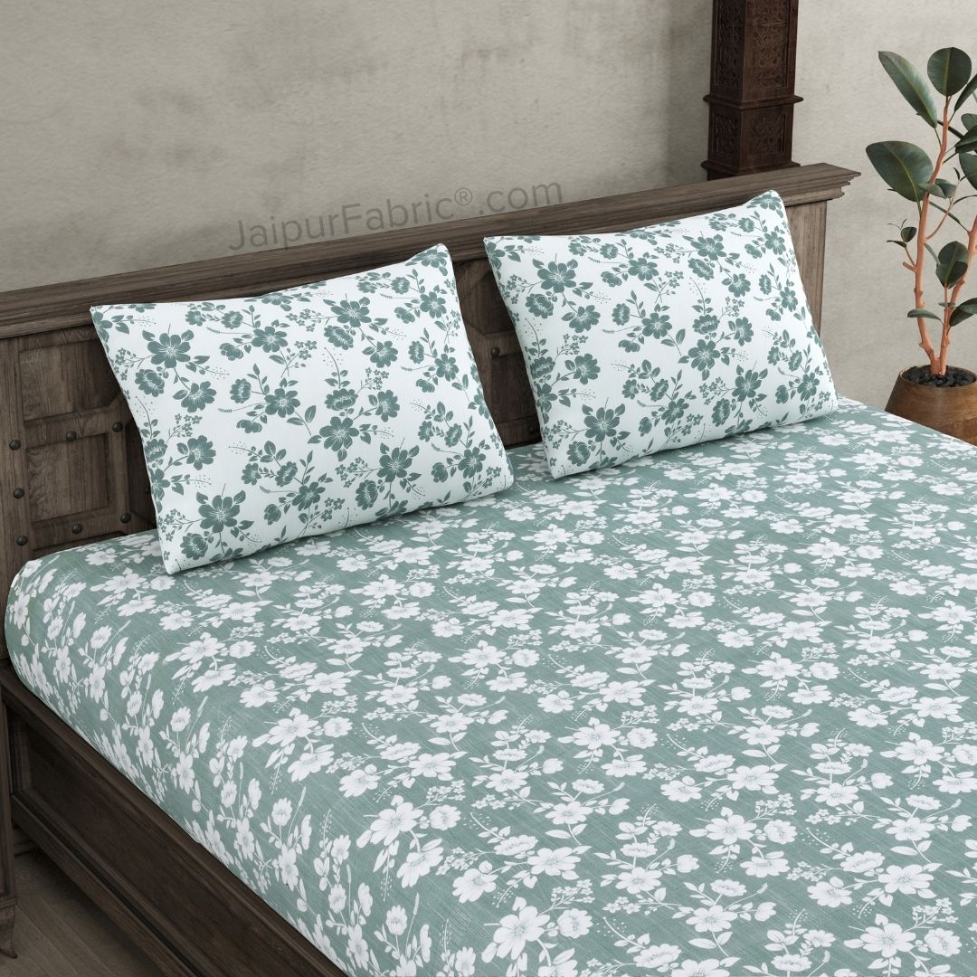 Summer Revival Green Cotton King Size Bedsheet