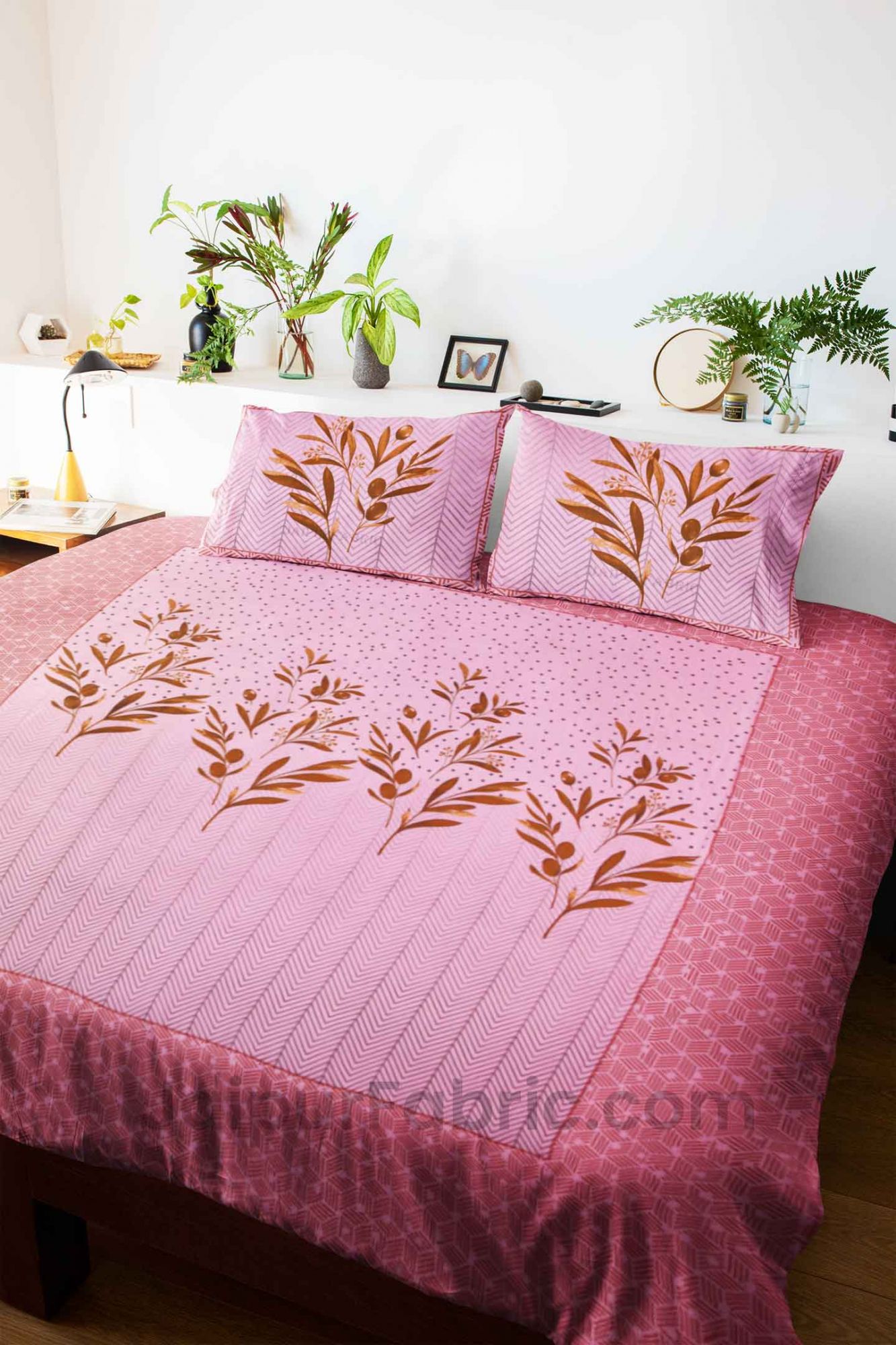 Leafy Luxury Pink Pure Cotton King Size Bedsheet