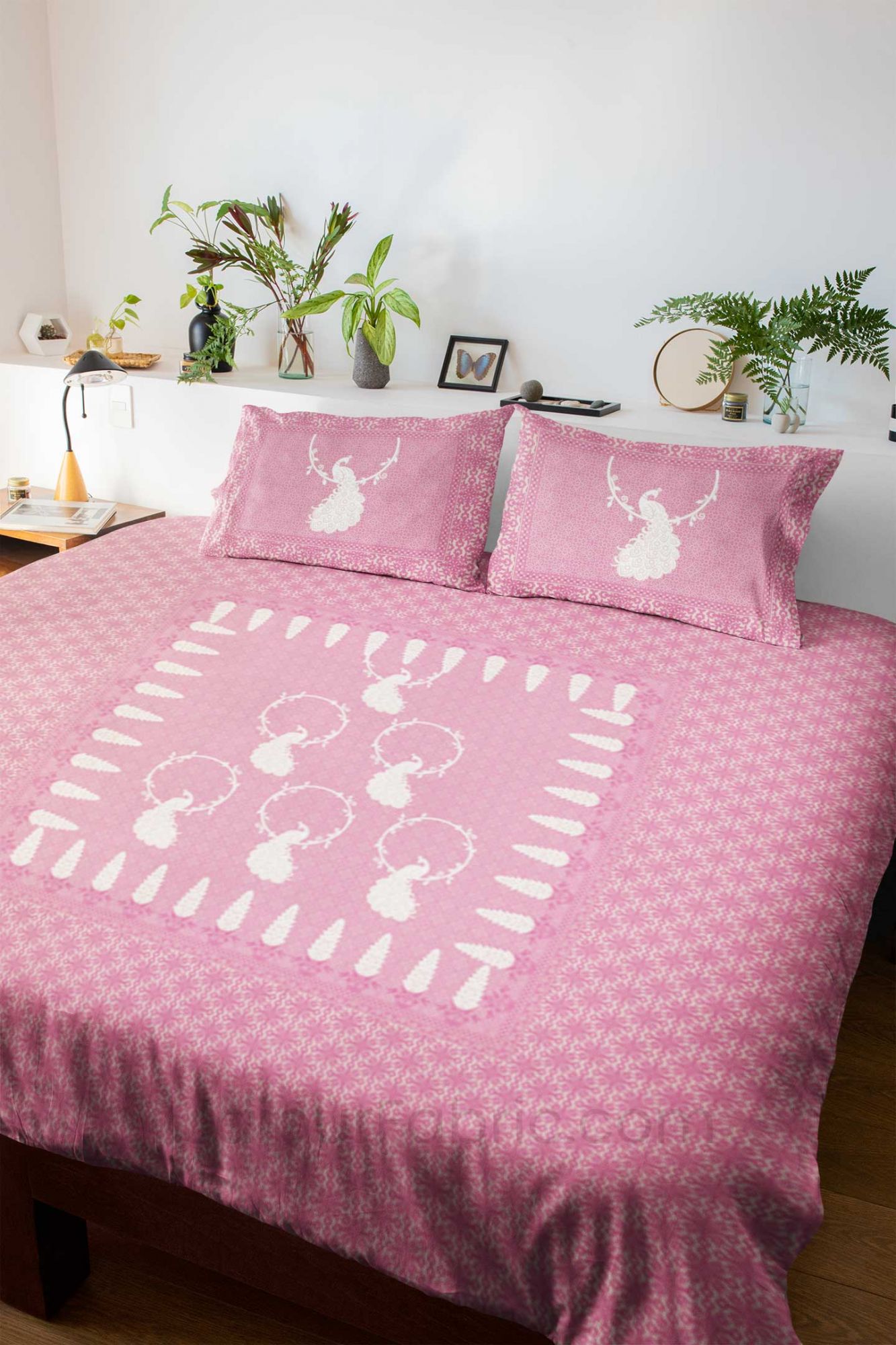 Cool Pastel Peacock Pink King Size Pure Cotton Bedsheet