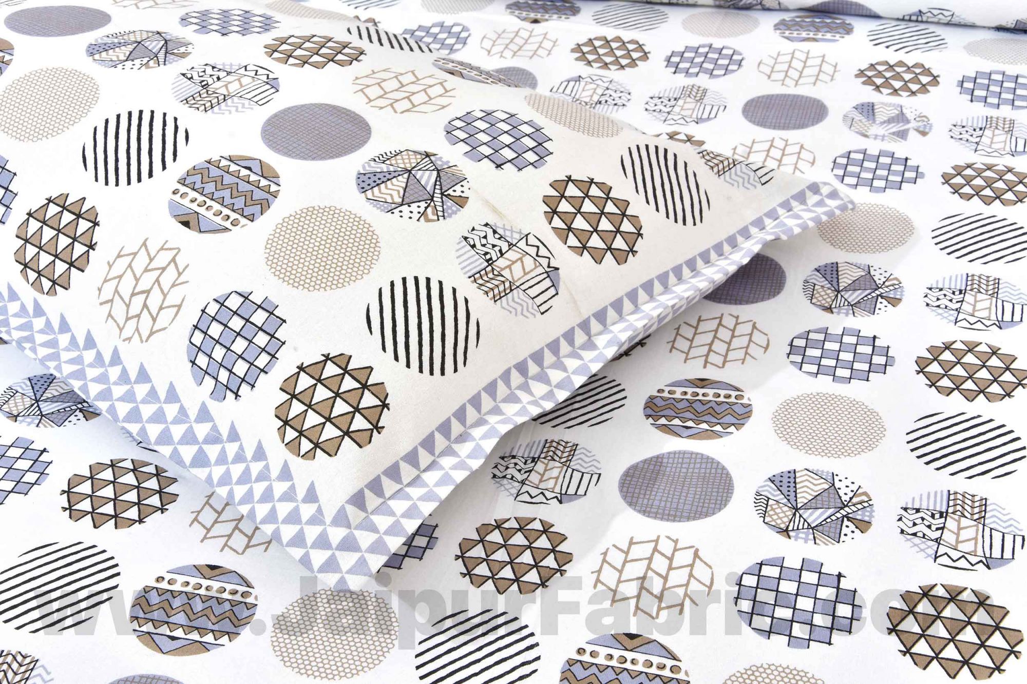 Trendy Polka Grey Cotton King Size Bedsheet