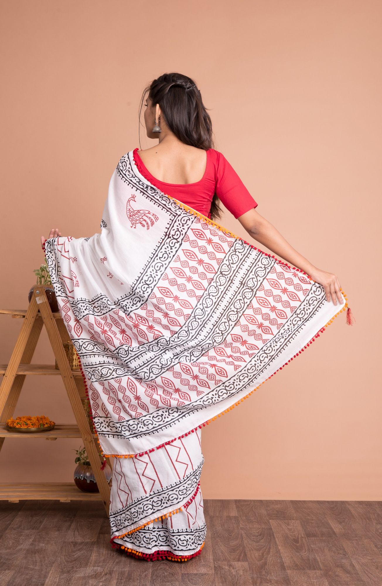 Women Hand Block Printed Cotton Mulmul Saree with Unstitched Blouse - White