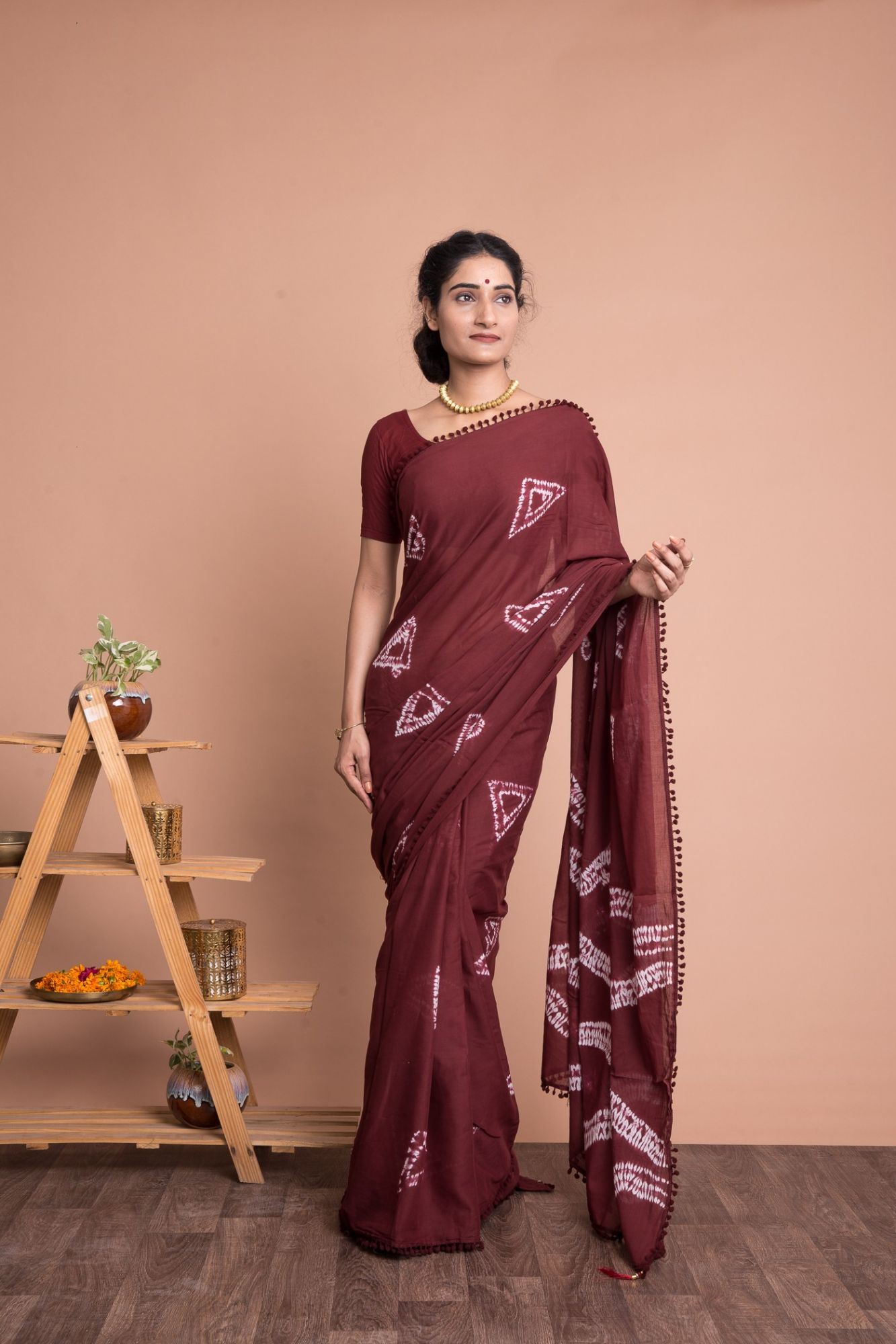 Pom-Pom Shibori Geometric Print Cotton Mulmul Saree with Unstitched Blouse - Maroon