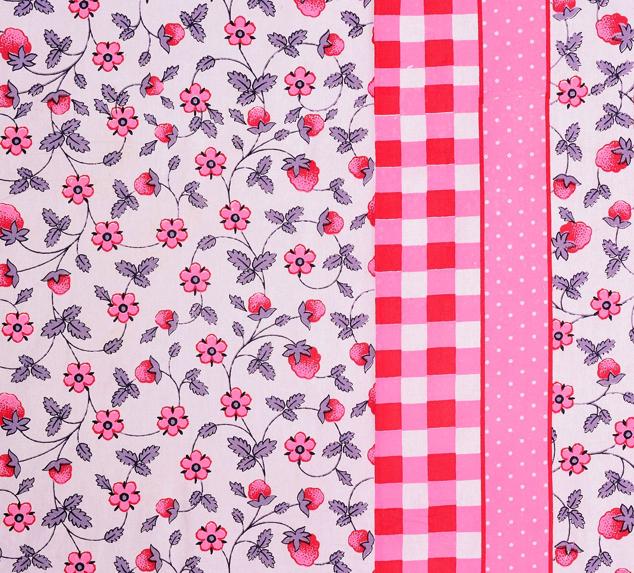 Red Boarder With Check Print And Dot Flower Pattern Single Bed Sheet With 2 Pillow Cover